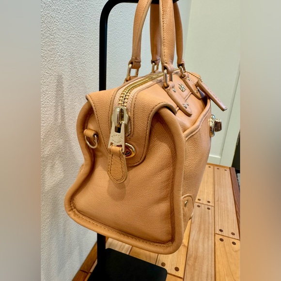 Coach APRICOT Leather crossbody/hand bag - Picture 4 of 16